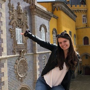 Meet your Posher, Anna